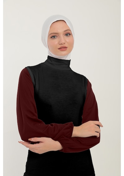 Sonbaharmoda Kadın Sıfır Kollu Yarım Balıkçı Yakalı Penye Likralı Body - Siyah Siyah