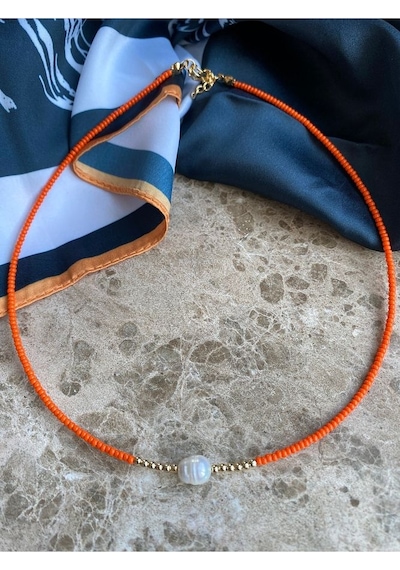 Pinery Jewels Su Incili Orange Gold Detay Kum Boncuklu Kolye Altın