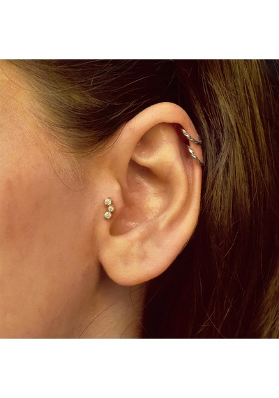 Lilarote Üç Taşlı Tragus Altın Küpe