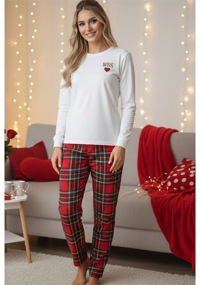 Siyah İnci Kadin Ekose Merry Christmas Baskılı Yılbaşı Temalı Örme Pijama Takım 7970 Ekru Kalp