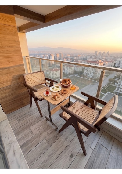 Yükseklik Ayarlı - Atlantik Çam Tekerli 60x40 Oval Kenar Scbalkon1 Dar Balkonlar İçin Kahvaltı Yemek Masası Atlantik - Çam Yükseklik Ayarlı - Atlantik Çam Tekerli 60x40 Oval Kenar Scbalkon1 Dar Balkonlar İçin Kahvaltı Yemek Masası Atlantik - Çam