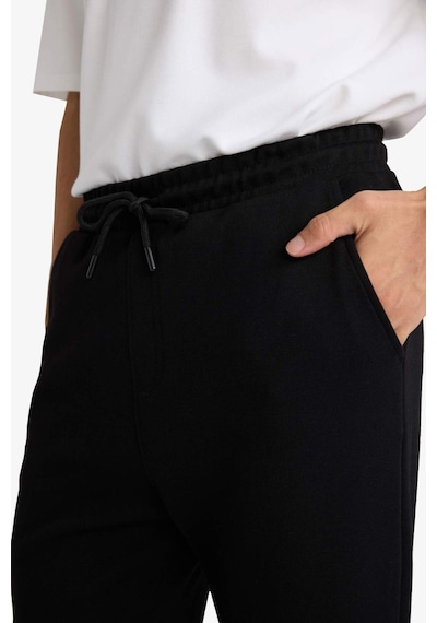 Defacto Regular Fit Beli Bağcıklı Düz Paça Eşofman Altı E7829ax25aubk81 Siyah