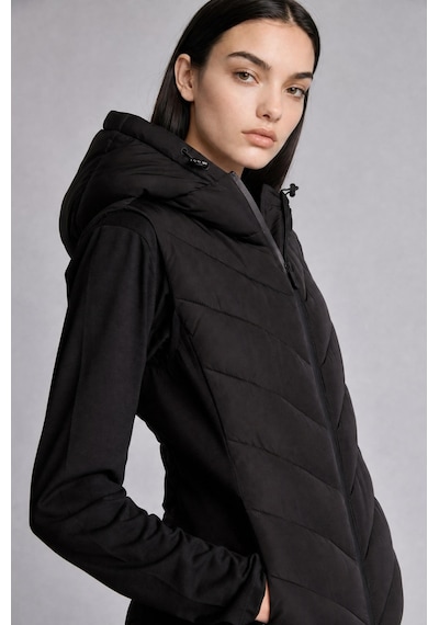 Defacto Su İtici Regular Fit Kapüşonlu Kapitone Hibrit Mont H2186ax26aubk81 Siyah-bk81