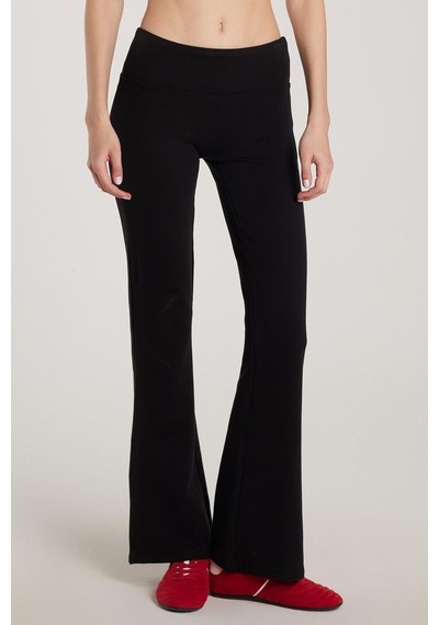Tudors Kadın Modal Kumaş Slim Fit Dar Kesim Beli Lastikli İspanyol Paça Siyah Tayt-33649 siyah Tudors Kadın Modal Kumaş Slim Fit Dar Kesim Beli Lastikli İspanyol Paça Siyah Tayt-33649 siyah