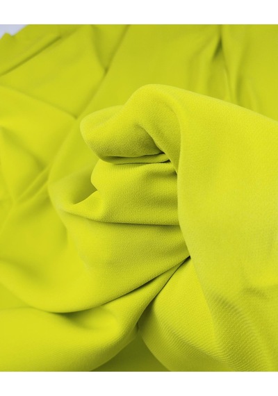 Fıstık Yeşili Renkte Krep En 140 Cm X Boy 110 Cm -9565 Fıstık Yeşili