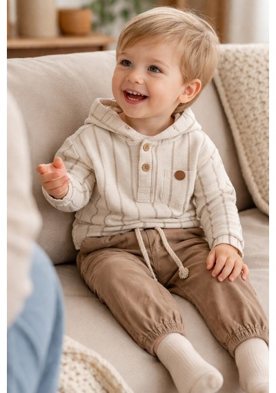 Babyhola Erkek Bebek Bayramlık Takım Müslin Kumaş Kapüşonlu Üst Ve Pantolon Set 2219 Kahverengi