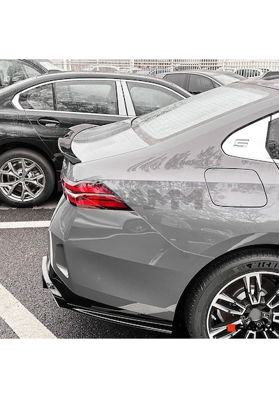 Bmw G60 Bagaj Spoiler Parlak Siyah