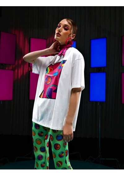 Kadın Oversize Pink Round Baskılı Beyaz T-shirt Beyaz