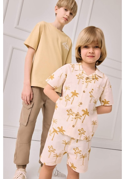 DeFacto Erkek Bebek 2'li Takım Tropikal Desenli Flamlı Poplin Kısa Kollu Gömlek Beli Lastikli Şort E8153A525SMER142 Ekru DeFacto Erkek Bebek 2'li Takım Tropikal Desenli Flamlı Poplin Kısa Kollu Gömlek Beli Lastikli Şort E8153A525SMER142 Ekru