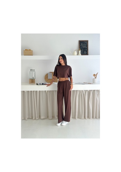 Gugus Yazlık Takım - Alt Üst Kadın Dokulu Kumaş -baggy Pantolon + Salaş Üst Kahverengi Gugus Yazlık Takım - Alt Üst Kadın Dokulu Kumaş -baggy Pantolon + Salaş Üst Kahverengi