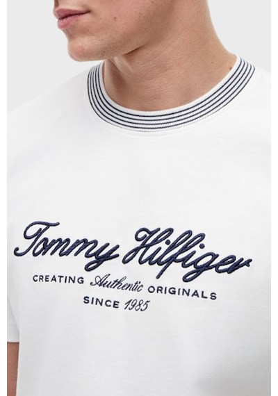 Tommy Hilfiger % 100 Pamuk İşlemeli Yaka Regular Fit T Shirt Erkek T Shirt Mw0mw43211 Ybr Beyaz Tommy Hilfiger % 100 Pamuk İşlemeli Yaka Regular Fit T Shirt Erkek T Shirt Mw0mw43211 Ybr Beyaz
