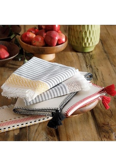 Desenli Siyah Arka Plan Baskılı Runner Servis 40x150 Cm Genel