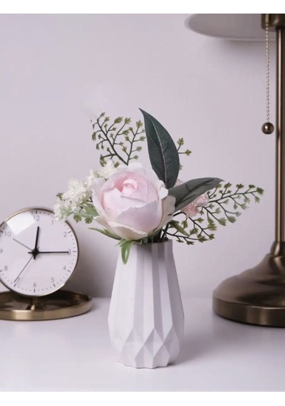 Minimalist Geometrik Vazo Modern Ve Şık Dekorasyon Ürünü