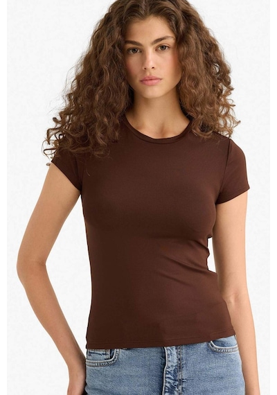 Defacto Slim Fit Dar Kesim Bisiklet Yaka Basic Düz Siyah Kısa Kollu Tişört F7768ax25aubn341 Kahve