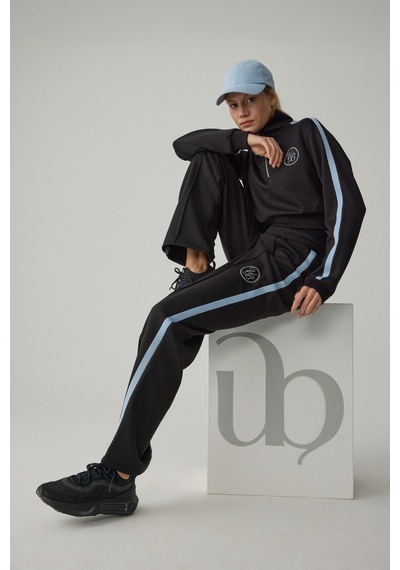 Urban Beat Helena Kadın Dik Yakalı Fermuarlı Küçük Baskı Motifli Crop Siyah Sweatshirt Siyah