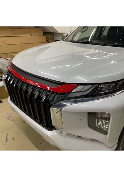 Mitsubishi L200 Ön Panjur Izgara Kırmızı Çizgili Siyah 2019-2021