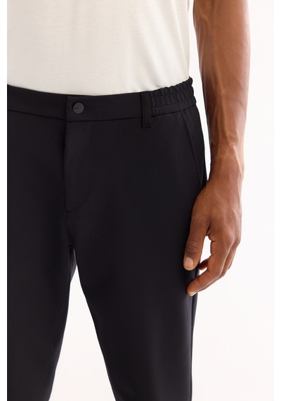 Avva Erkek Siyah Yanı Lastikli Hızlı Kuruyan Kırışmaz Slim Fit Pantolon A52y3077 Avva Erkek Siyah Yanı Lastikli Hızlı Kuruyan Kırışmaz Slim Fit Pantolon A52y3077