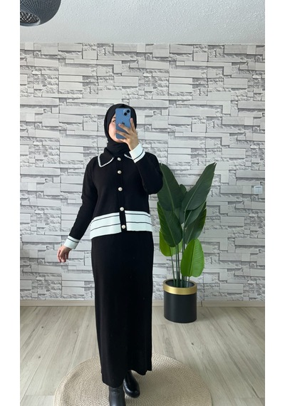 Merve Akyol Moda İnci Düğme Detaylı Triko İkili Takım Siyah Beyaz Siyah - Beyaz