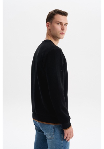 AR-MA Arma Erkek Regular Fit Selanik Sweatshirt Kazak Karbon Fırçalı, Bisiklet Yaka, Pamuk Polyester, Süs Etiketli K30124697802 Siyah AR-MA Arma Erkek Regular Fit Selanik Sweatshirt Kazak Karbon Fırçalı, Bisiklet Yaka, Pamuk Polyester, Süs Etiketli K30124697802 Siyah