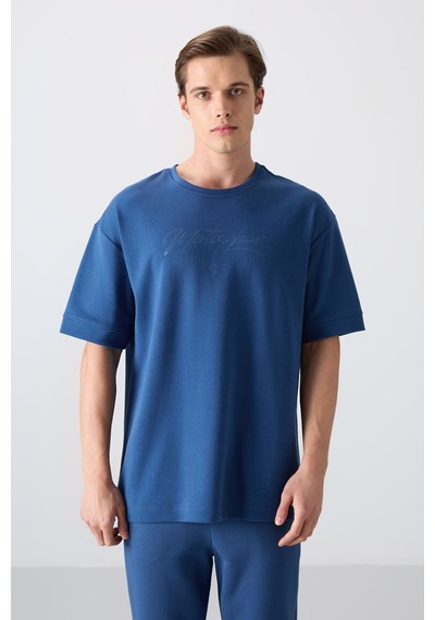Tommy Life Parlament Pamuklu Kalın Yumuşak Dokulu Oversize Fit Baskılı Erkek T-shirt - 88320 Parlament Tommy Life Parlament Pamuklu Kalın Yumuşak Dokulu Oversize Fit Baskılı Erkek T-shirt - 88320 Parlament