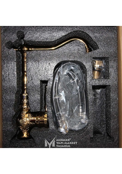 Altın İşlemeli Lavabo Bataryası