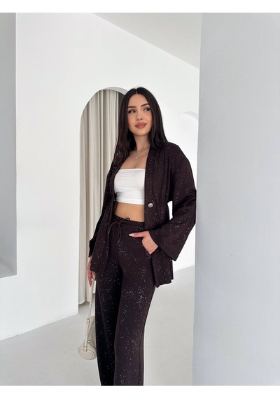 Kadın Simli Uzun Kol Modal Kumaş Kimono Pantolon İkili Takım Şık Ve Rahat Kadın Takım Kahverengi Kadın Simli Uzun Kol Modal Kumaş Kimono Pantolon İkili Takım Şık Ve Rahat Kadın Takım Kahverengi