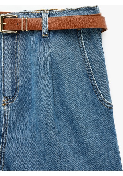 Koton Rahat Kalıp Duble Paça Cepli Kemerli Mini Jean Şort Orta İndigo 6sal40304md