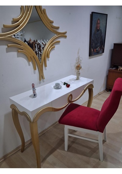Dresuar Cnc Kabartma 90661 Model Aynalı Ahşap Sandalye Ayak Parlak Beyaz Gold Renk Beyaz - Gold Dresuar Cnc Kabartma 90661 Model Aynalı Ahşap Sandalye Ayak Parlak Beyaz Gold Renk Beyaz - Gold