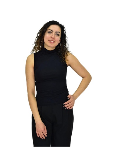 Kadın Düz Renk Vücuda Oturan Askılı Tişört Bgl-st04297 Siyah