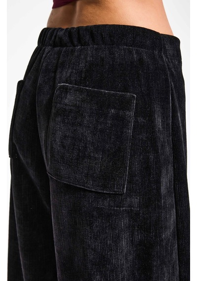 Kadın Siyah W5-1 Palazzo Fit Velvet Kadife Kumaş Pantolon