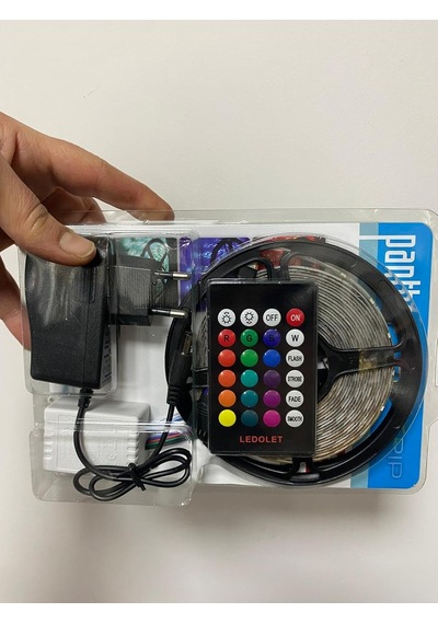 Panther Rgb Şerit Led, Renkli Led Şerit, Uzaktan Kumandalı, Adaptör Dahil, Dekoratif Aydınlatma 5 Mt