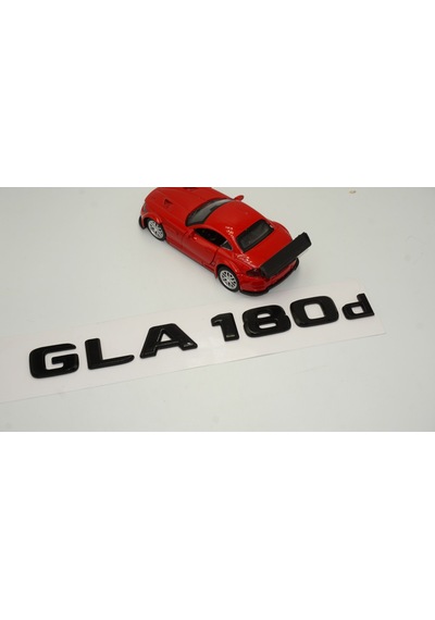 GLA 180d Bagaj Parlak Siyah ABS 3M 3D Yazı Logo