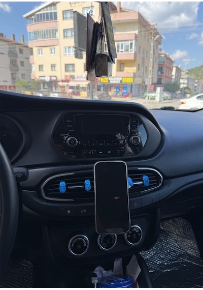 Fiat Egea Cross 2021 Ve Sonrası Araç Içi Premium Telefon Tutucu - Araba Telefon Tutacağı Havalandırma Için 1