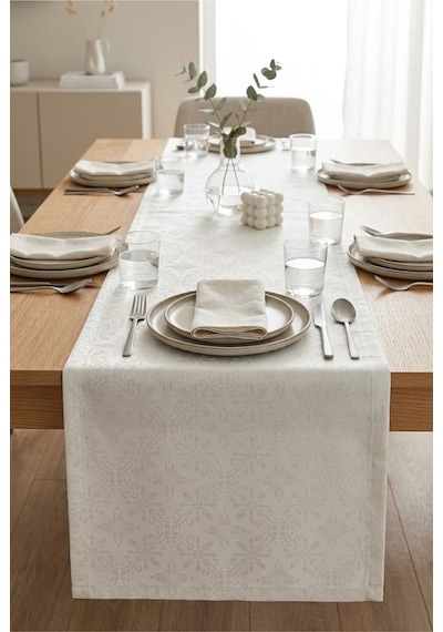 Ranır Runner Şık Sofra Dekoru Dekoratif Lüks Gürünüm Kare Runner 40x160 Cm Beyaz