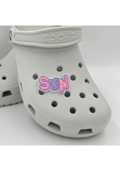 Crocs Terlik Süsü Ve Aksesuarı , Çanta Süsü Jibbitz 3d Sun Yazılı 03 Görsel Logo Aksesuar Lila-pembe-beyaz Crocs Terlik Süsü Ve Aksesuarı , Çanta Süsü Jibbitz 3d Sun Yazılı 03 Görsel Logo Aksesuar Lila-pembe-beyaz