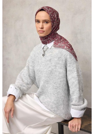Silk Home Pamuk Polyester Soft Eşarp Gül Kurusu Çiçek Desenli Kaymaz Dokulu 90x90 Çok Renkli