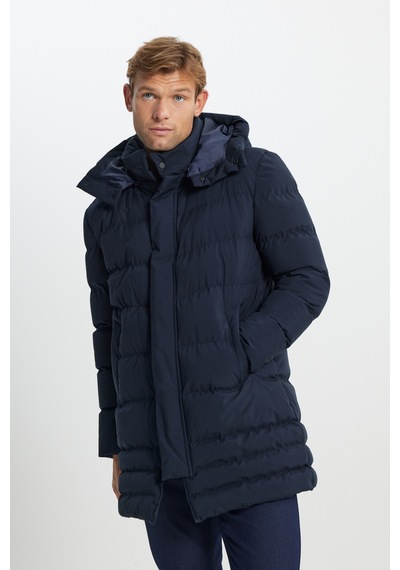 AC&Co / Altınyıldız Classics Erkek Lacı Standart Fit Normal Kesim Çıkma Kapüşon Dik Yaka Yan Cepli Kaban Lacivert AC&Co / Altınyıldız Classics Erkek Lacı Standart Fit Normal Kesim Çıkma Kapüşon Dik Yaka Yan Cepli Kaban Lacivert