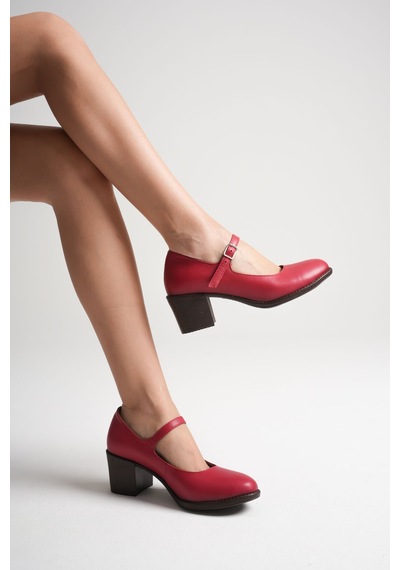 Analin Shoes Kadın Hakiki Deri Bantlı Topuklu Ayakkabı Kırmızı