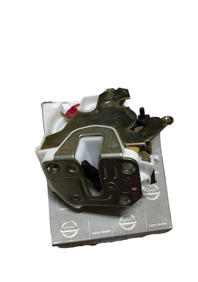 Nissan Primera P11 1996-2002 Sol Arka Kapı Kilidi 82503-9f511 .