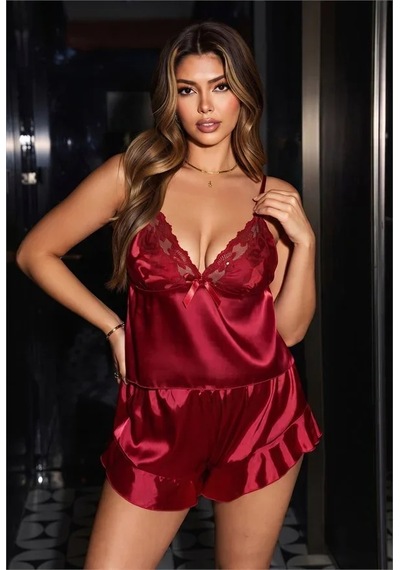 Go İthalat Kadın Bordo Büyük Beden Göğsü Fransız Dantelli Fiyonklu Paçası Fırfırlı Saten Şortlu Pijama Takımı