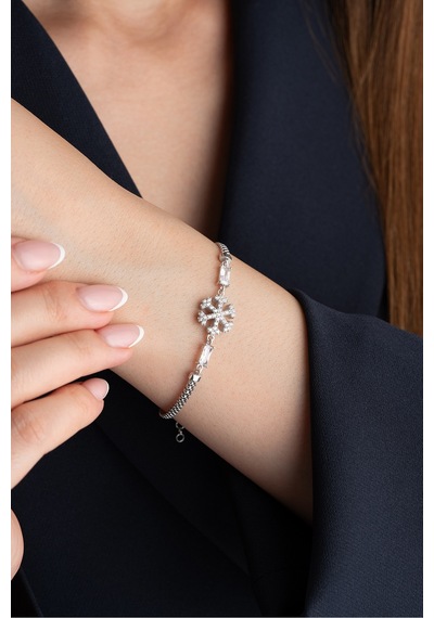 Çekirdekjewelry Minimal Kar Tanesi Detaylı Taşlı 925 Ayar Gümüş Bileklik Gri