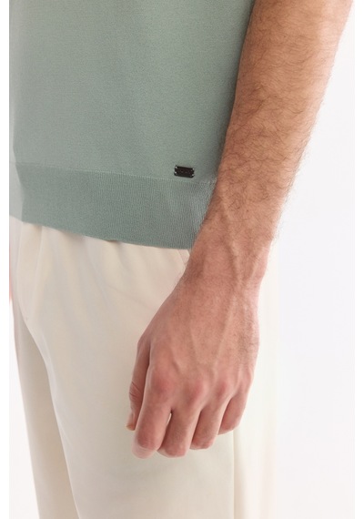 Avva Erkek Nil Yeşili Polo Yaka Fermuarlı Rayon Karışımlı Regular Fit Triko T-shirt A61y5009 Yeşil