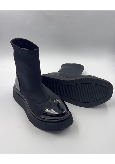 Dabab Shoes Kadın Siyah Strej Dalgıç Maxi Model Rugan Detaylı Kalın Poli Taban Bot