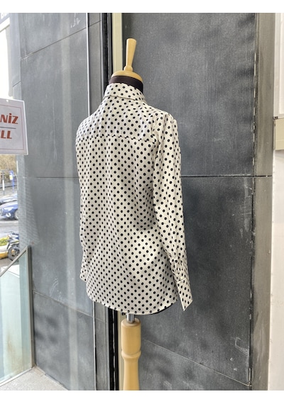 Pera Moda Puantiye Desenli Paris Fularlı Gömlek Siyah