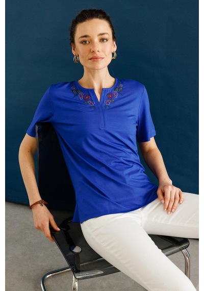 Kadın Açma Yaka Nakış İşlemeli Penye T-shirt Saks Saks