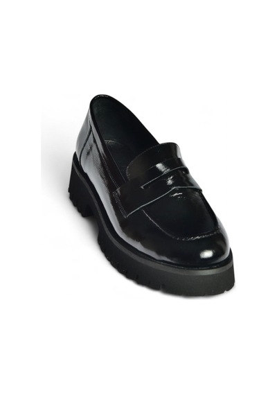 Fox Shoes V944086108 Siyah Hakiki Deri Rugan Kalın Tabanlı Makosen Ayakkabı Siyah