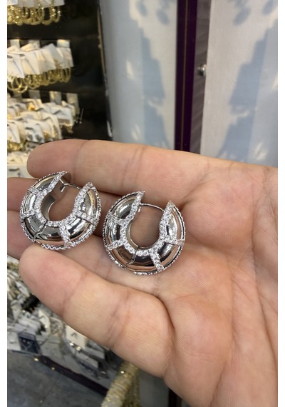 Beyaz Renkli Taşlı Küpe