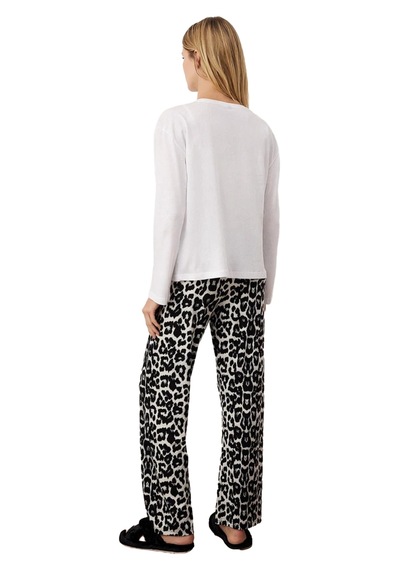 Ersefa Kadın Uzun Kollu Bisiklet Yaka Leopar Desenli Pijama Takımı Fonks Beyaz
