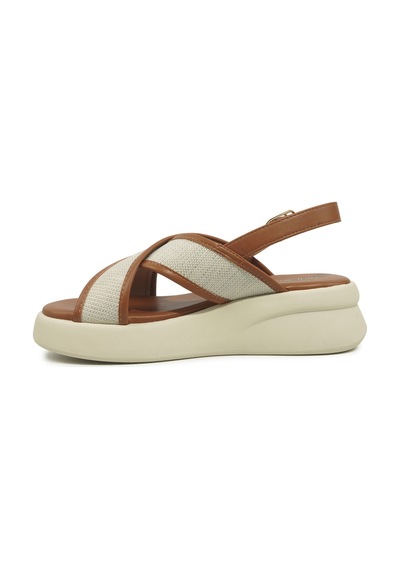 Nine West Vıta Taba Kadın Kalın Taban Sandalet 000000000102051582