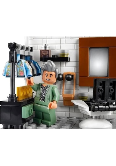 LEGO® Creator Expert 10291 Queer Eye The Fab 5Loft 974 Parça